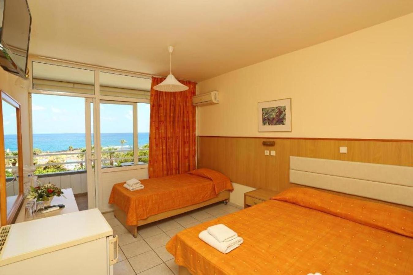 Eri Beach & Village Hotel خيرسونِسوس المظهر الخارجي الصورة