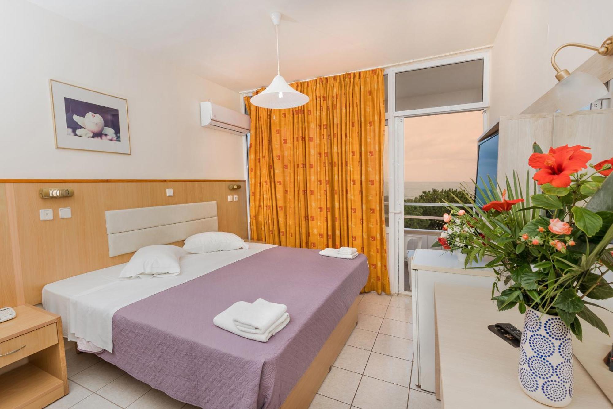 Eri Beach & Village Hotel خيرسونِسوس المظهر الخارجي الصورة