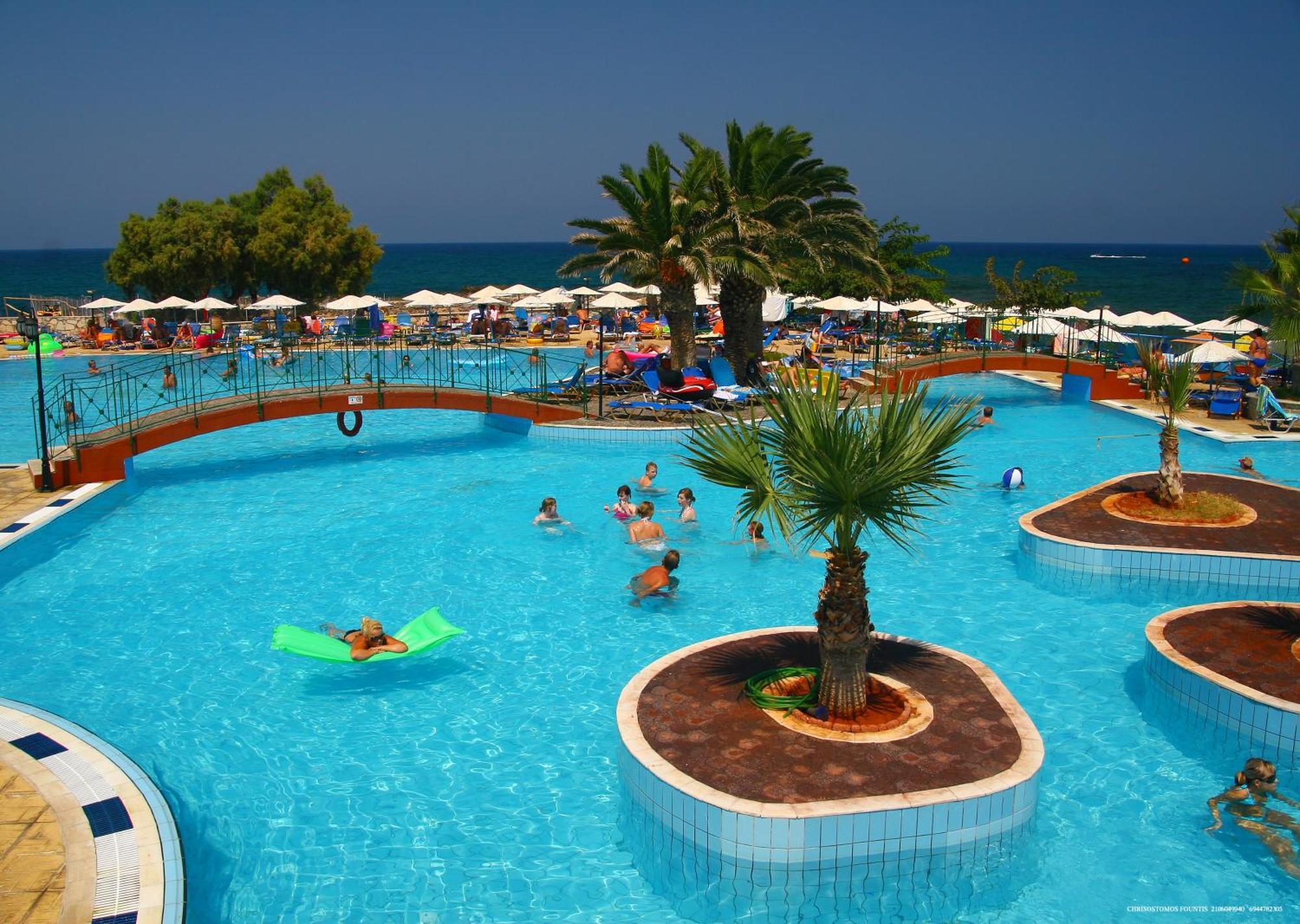 Eri Beach & Village Hotel خيرسونِسوس المظهر الخارجي الصورة