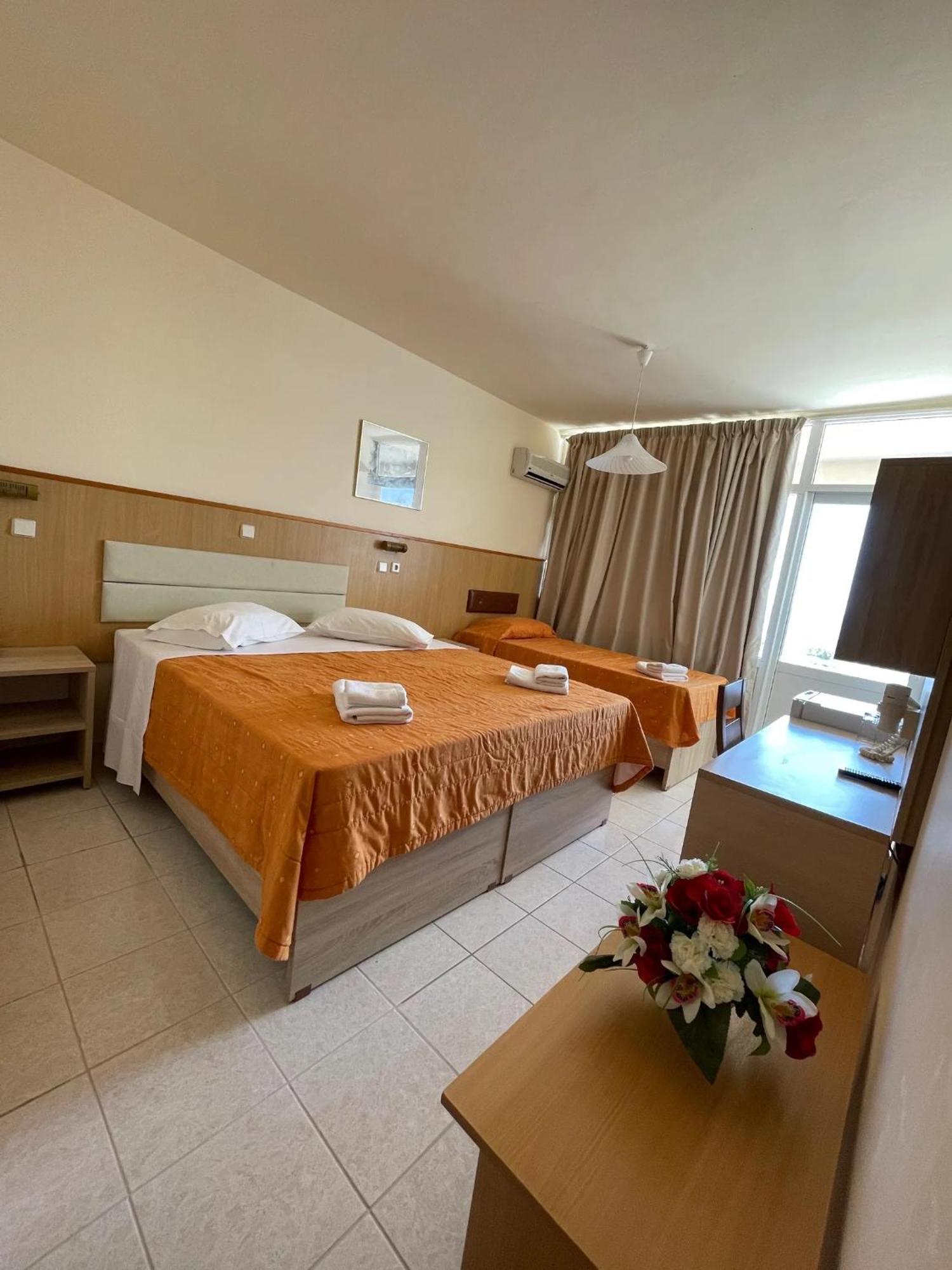 Eri Beach & Village Hotel خيرسونِسوس المظهر الخارجي الصورة
